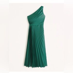 The A&F Giselle Pleated One-Shoulder Maxi Dress